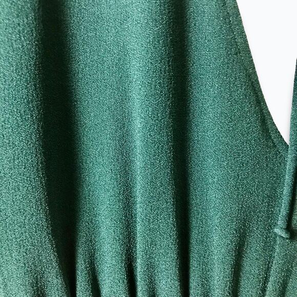 Flowy Short Open Back Plunge V Neck Skort Romper Dark Green, Size XS - Picture 7 of 8